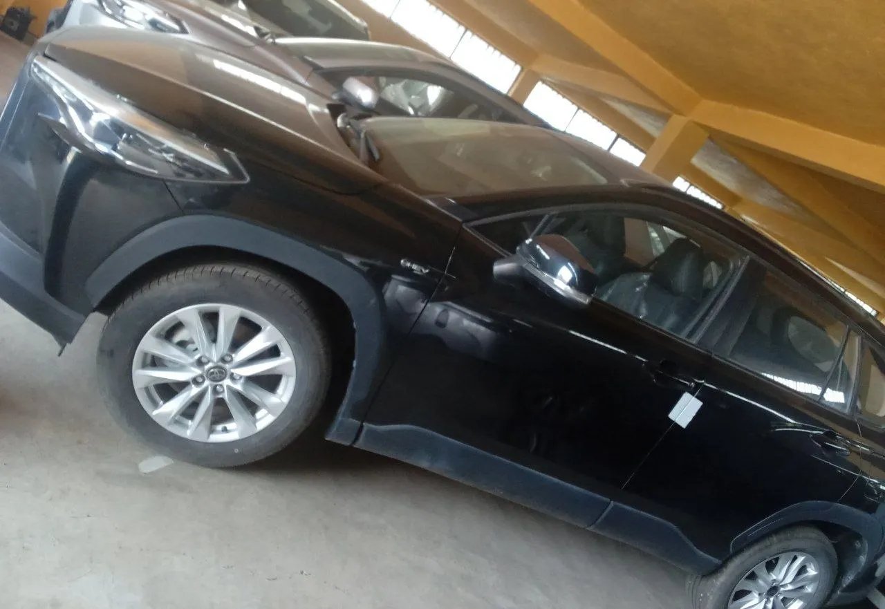 2025 Toyota Corolla Cross Hybrid – photo 4