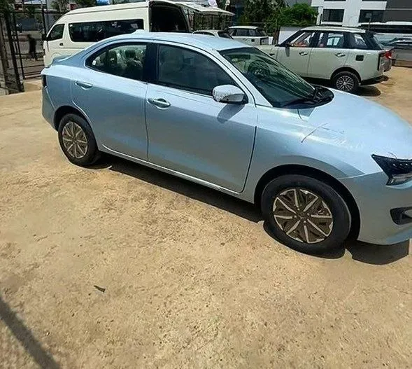 Suzuki Dzire Hybrid 2026 – photo 4