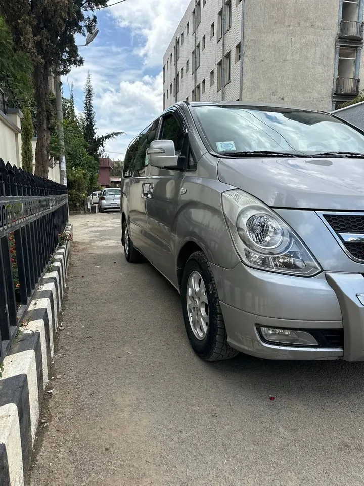 Hyundai Grand Starex 2015 – photo 3