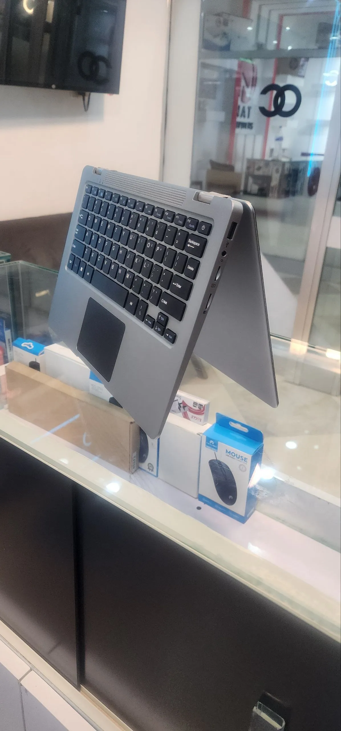 Mecer X360 14 Inch Laptop – photo 4