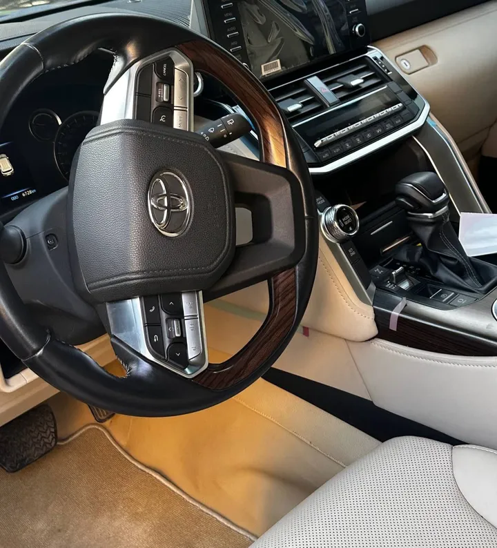 Toyota Land Cruiser VX 2022 – photo 5