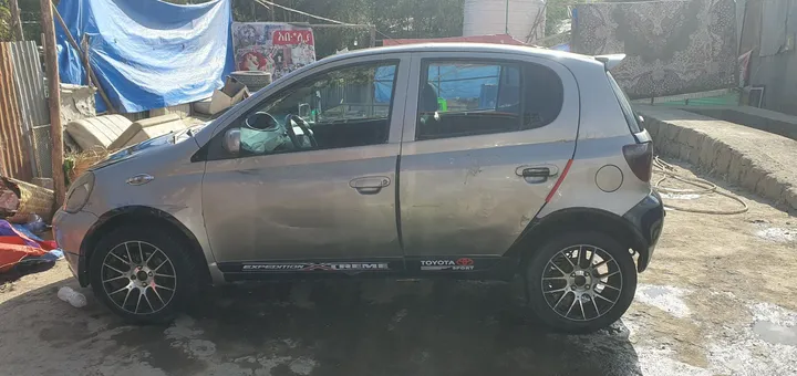 Toyota Vitz 2001 Automatic 1000cc – photo 5