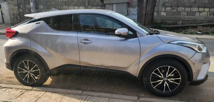 Toyota C-HR 2017 1.2T AWD – photo 4