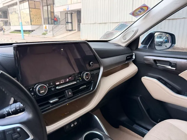 Toyota Highlander Hybrid 2023 – photo 9