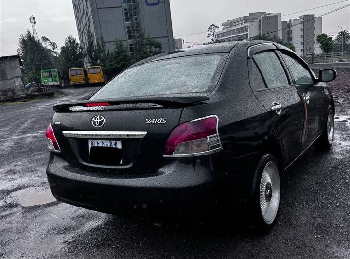 Toyota Yaris Sedan 2008 – photo 4