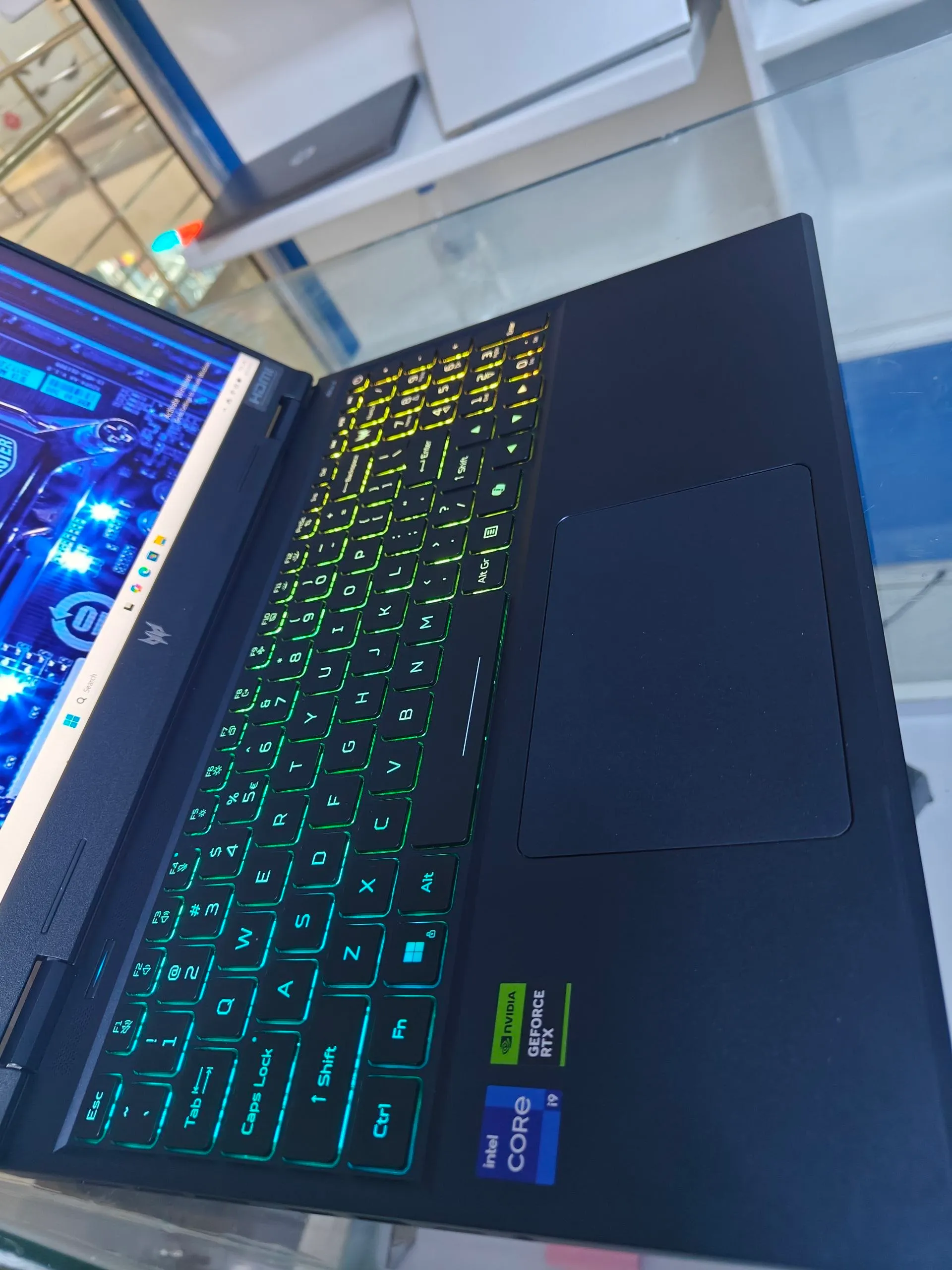 Acer Predator PHN16 Gaming Laptop – photo 3