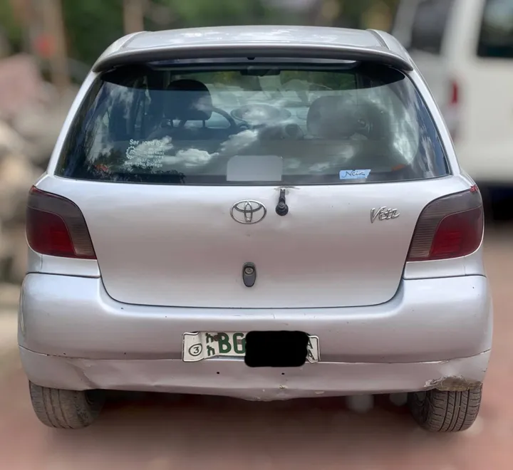 Toyota Vitz 2001 Hatchback – photo 4