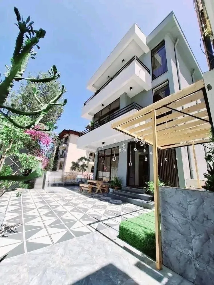 5 Bedroom B+G+2 House Bole 24 – photo 3