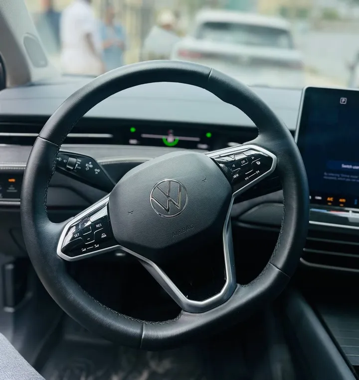 Volkswagen ID.7 EV Crozz Pro – photo 4