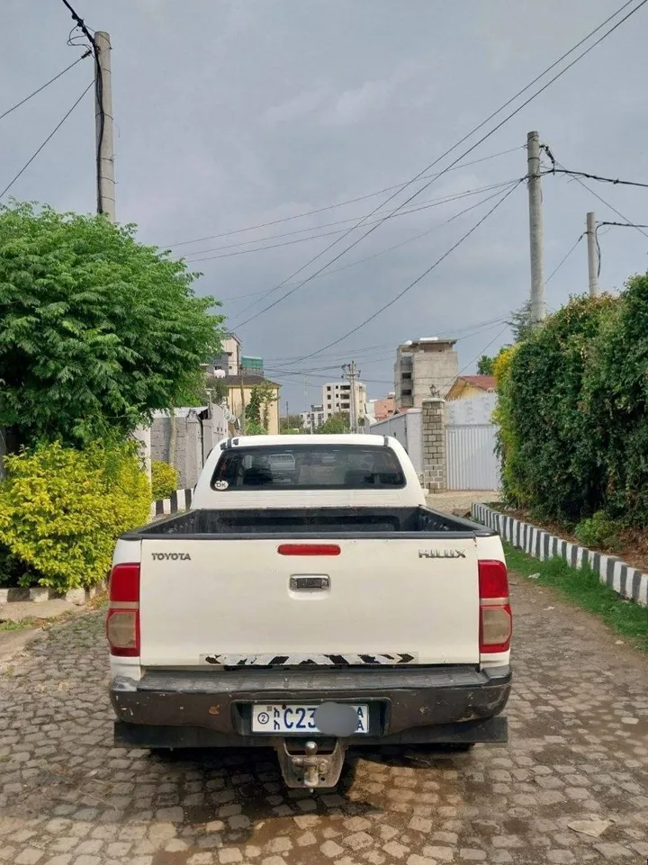 Toyota Vigo D4D 2006 Manual – photo 4