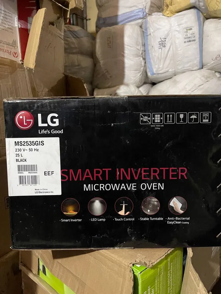 LG 42L NeoChef Black Microwave – photo 3