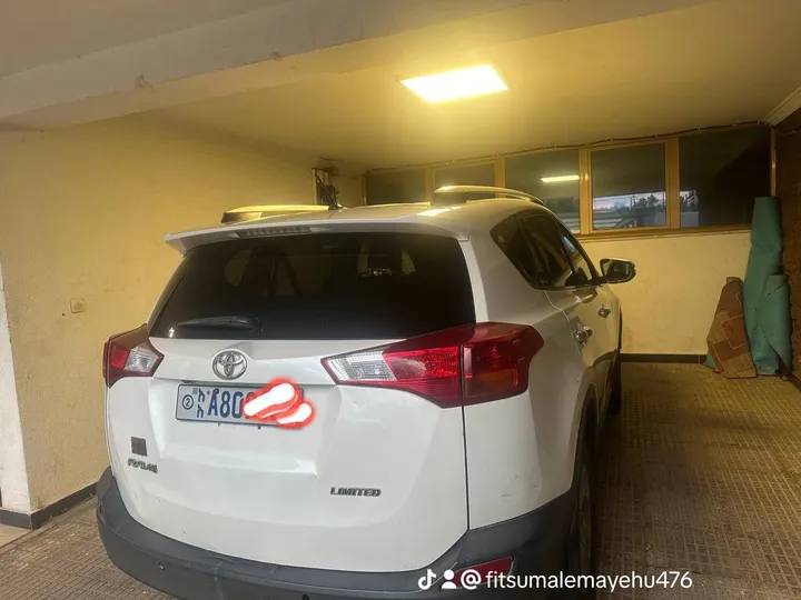 Toyota RAV4 2015 Automatic AWD – photo 3