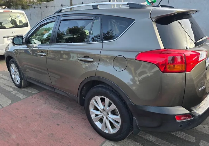 Toyota RAV4 Europe Standard 2015 – photo 5