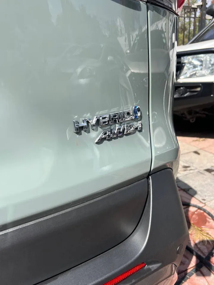 Brand New Toyota RAV4 Hybrid 2024 – photo 3