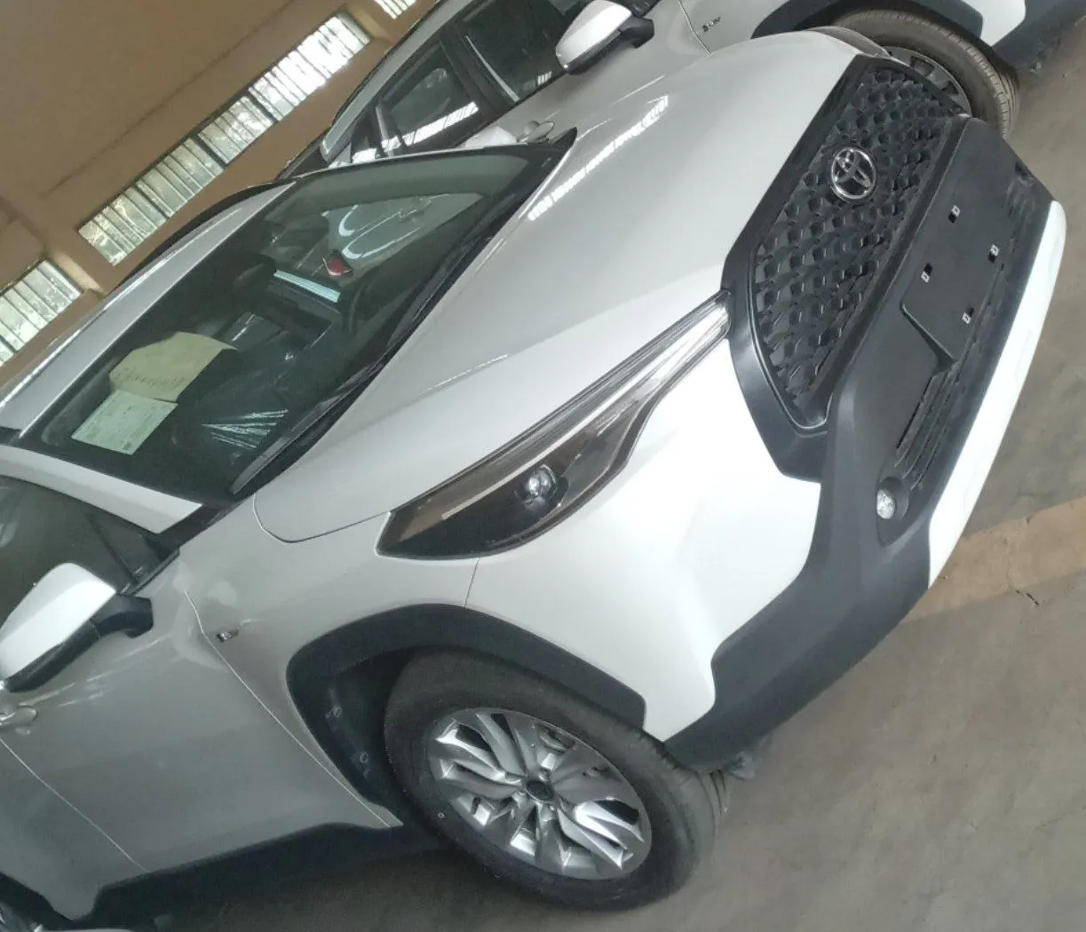2025 Toyota Corolla Cross Hybrid – photo 5
