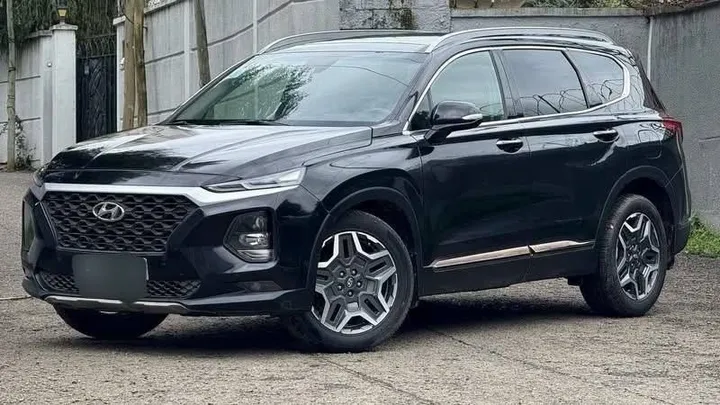 Hyundai Santa Fe 2020 Automatic – photo 4