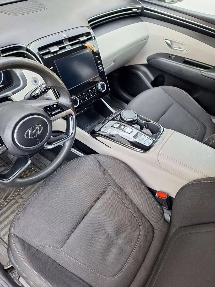 Hyundai Tucson 2021 AWD SUV – photo 4