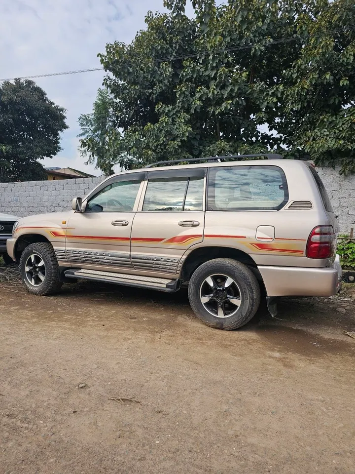 Toyota Land Cruiser 105 2005 – photo 8