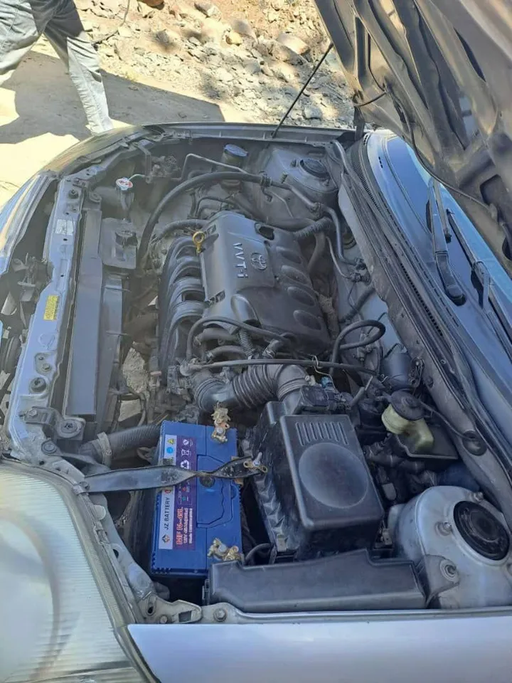 Toyota Corolla 2003 – photo 3