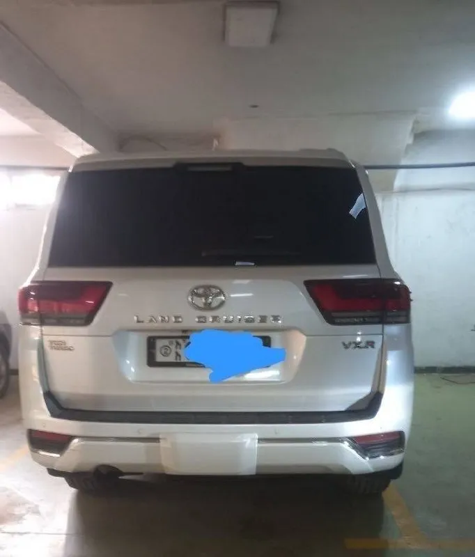 Toyota Land Cruiser VXR 2022 – photo 4