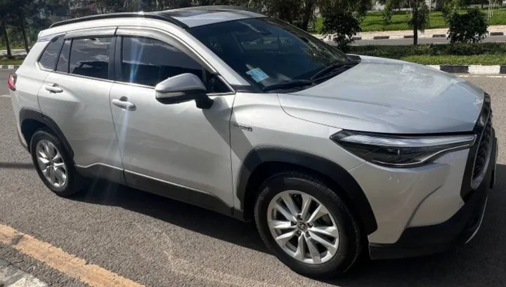 Toyota Corolla Cross Hybrid 2022 – photo 3