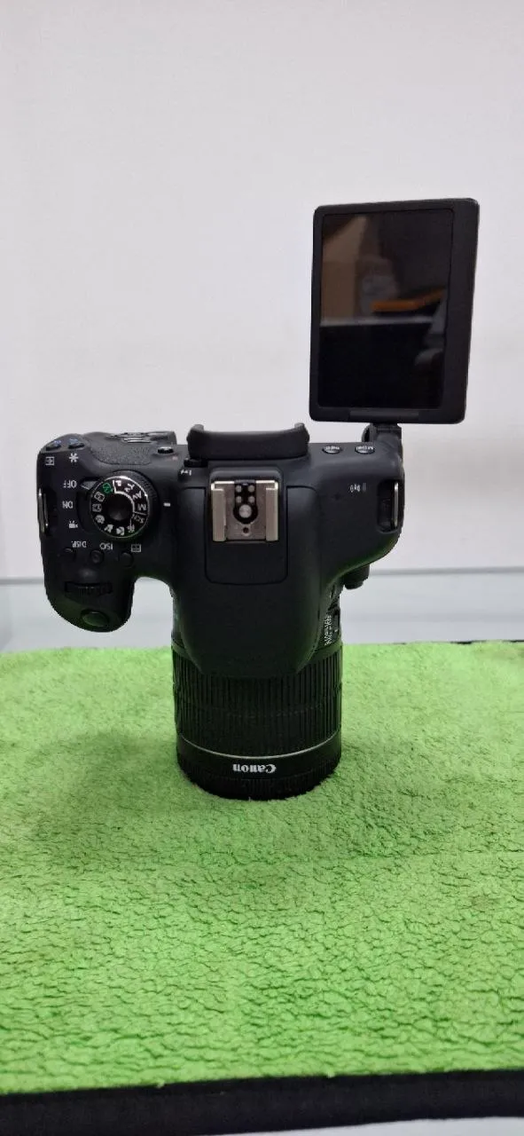 Canon EOS 750D DSLR Camera – photo 3