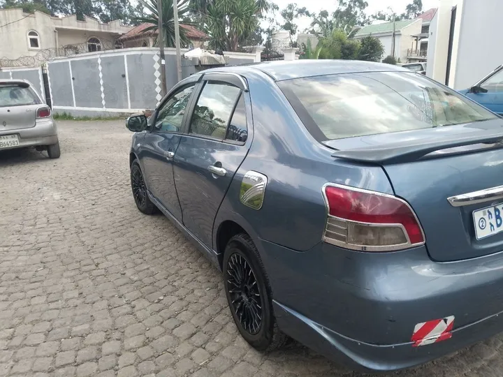 Toyota Yaris Belta 2008 – photo 3