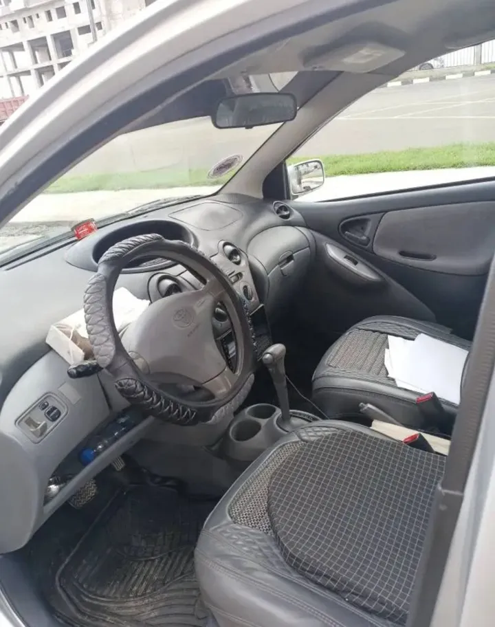 Toyota Vitz 2001 Automatic – photo 5