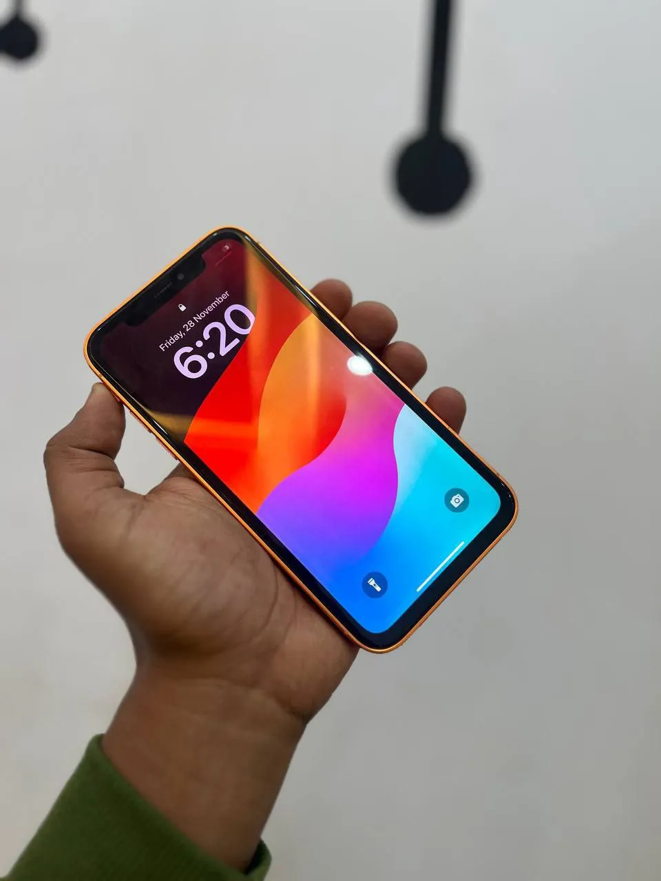 iPhone XR 64GB with 17 Pro Max Body – photo 5