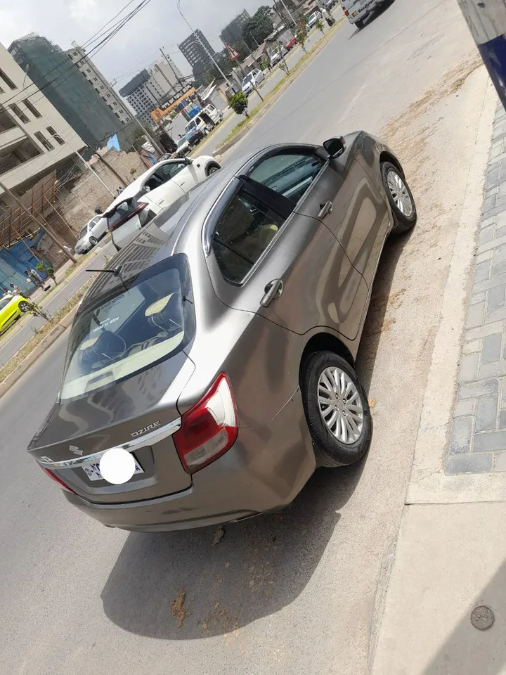 Suzuki Dzire 2022 Automatic – photo 3