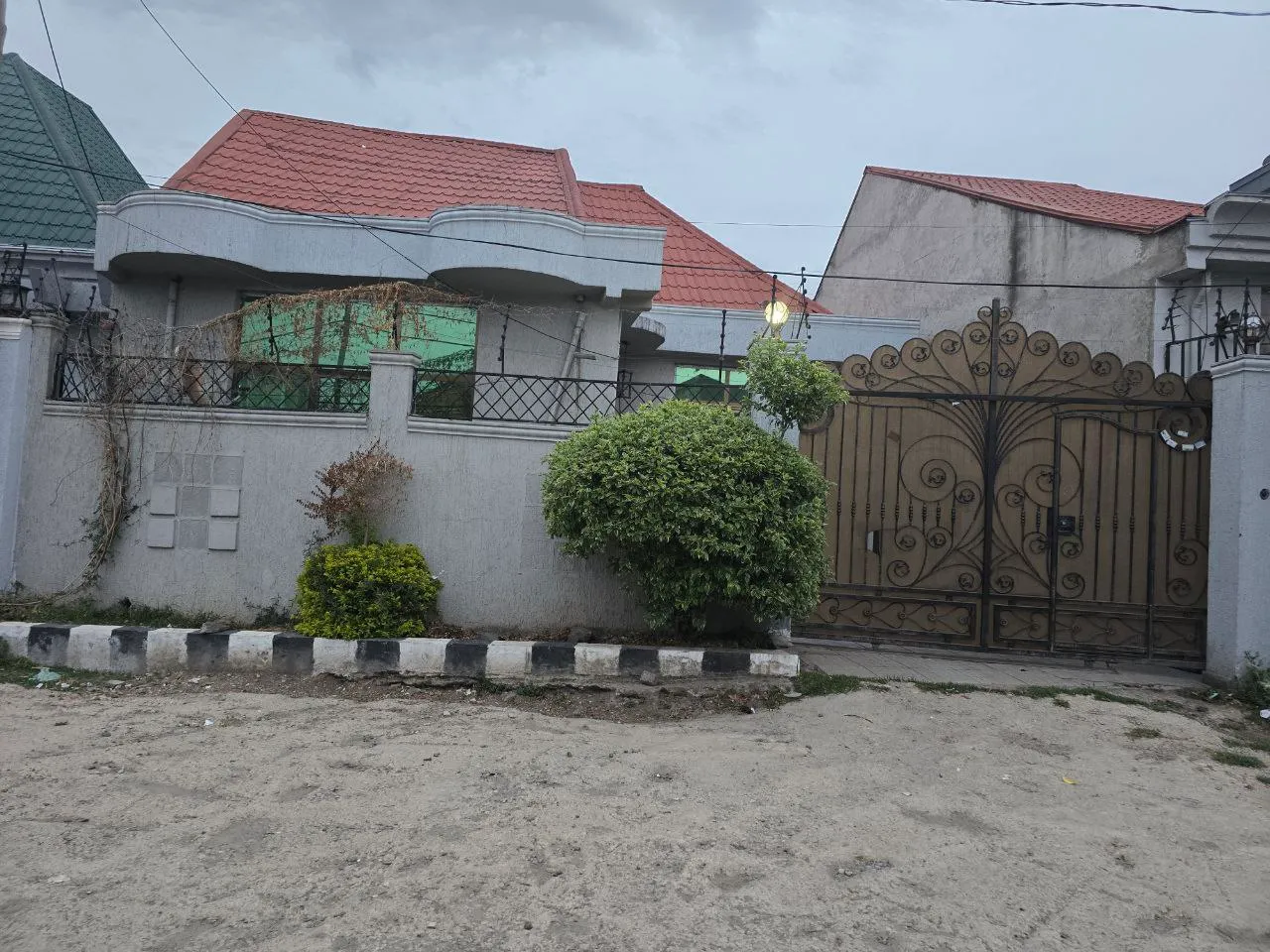 Modern 3-Bedroom Villa in Figa – photo 3