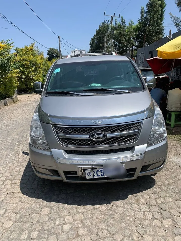 Hyundai Starex 2016 Automatic Full Option – photo 3