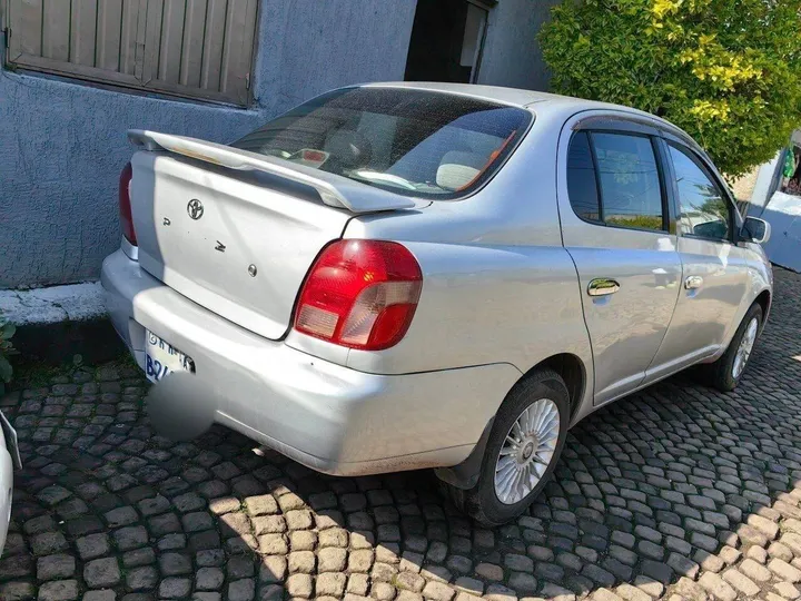 Toyota Platz 2001 Automatic Full Option – photo 4
