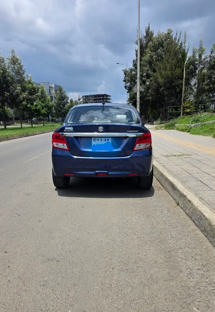 Suzuki Dzire 2021 Automatic – photo 4
