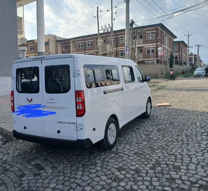 2025 Wuling Electric Van – photo 4