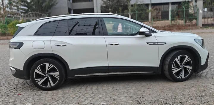 Volkswagen ID.6 Crozz Pro EV – photo 3