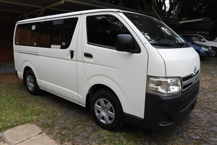Toyota Abadula 2020 Manual Diesel – photo 3