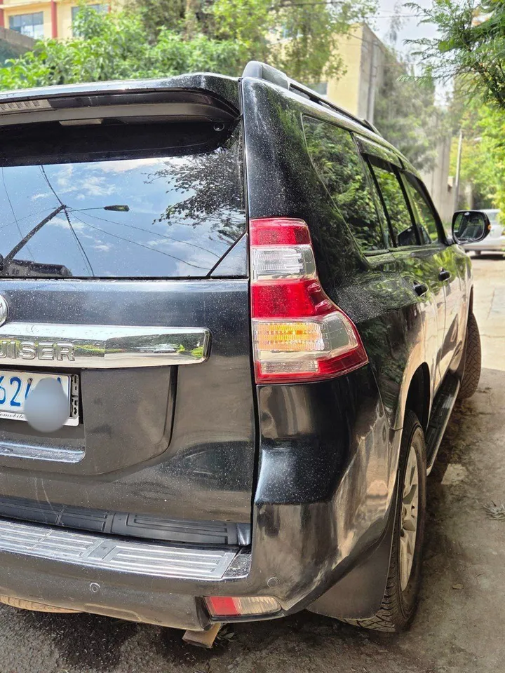 Toyota Landcruiser Prado 2015 – photo 5