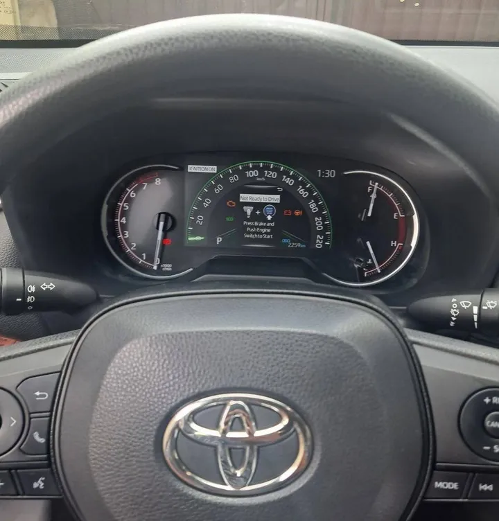 Toyota RAV4 2023 AWD – photo 4