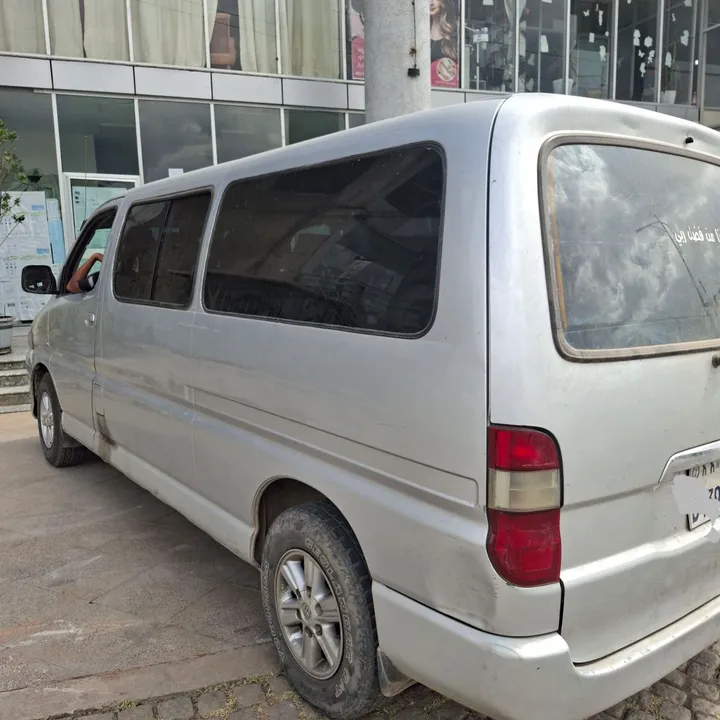 Toyota Hiace Traveler D4d Van – photo 4