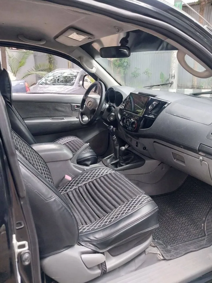 Toyota Vigo D4D 2011 Manual – photo 4