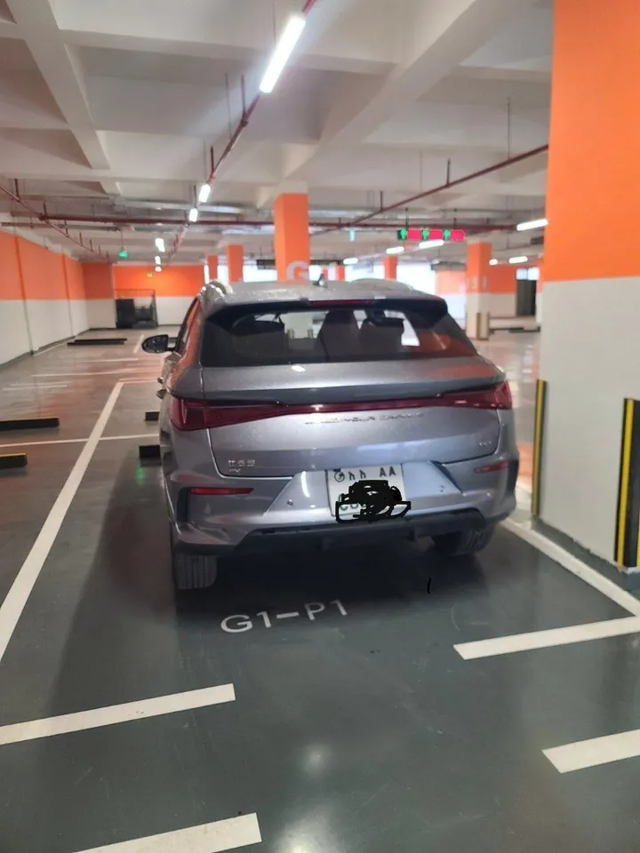 BYD E2 2025 Electric – photo 4