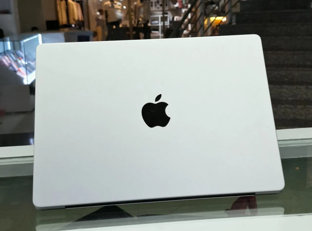 14-inch MacBook Pro M1 Pro – photo 3