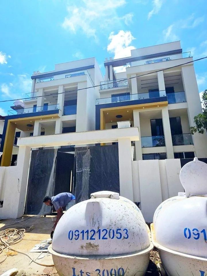 Modern G+3 House in Ayat – photo 3
