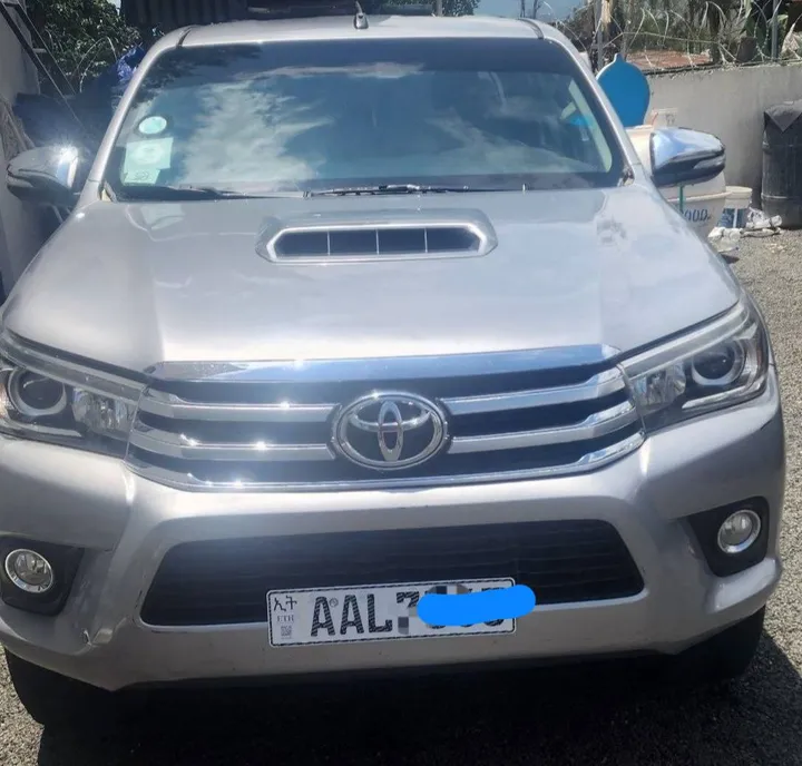 Toyota Hilux Revo 2016 – photo 6
