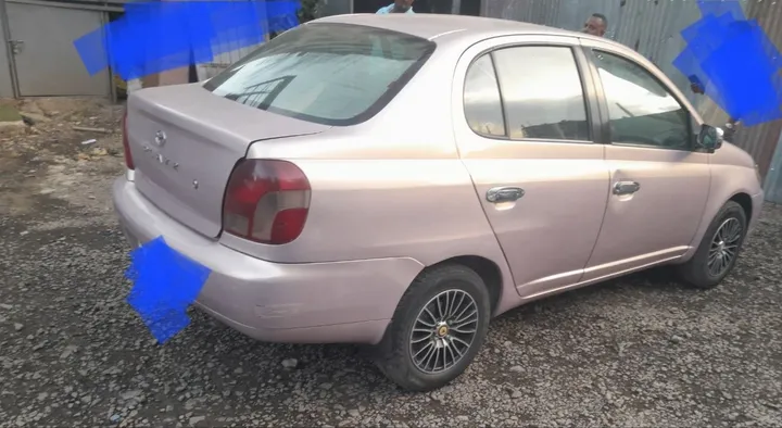 Toyota Platz 2002 Automatic – photo 3