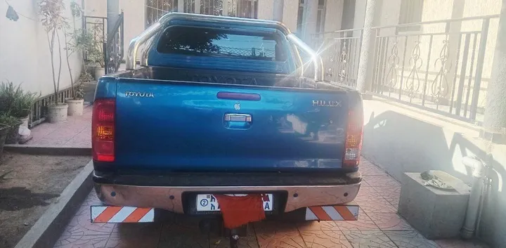 Toyota Hilux D4D 2009 Manual – photo 3