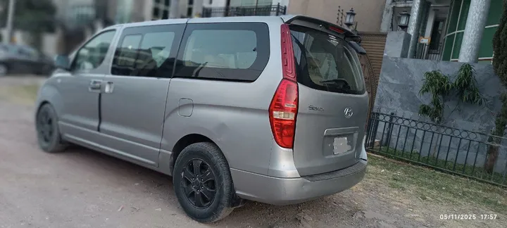 Hyundai Starex 2011 Diesel 4WD – photo 4