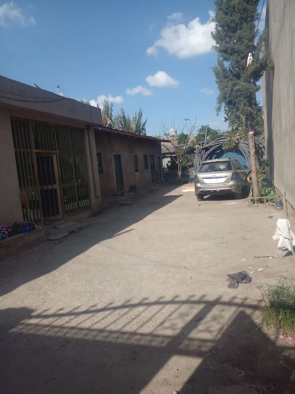 500 sqm Commercial Property in Ayat – photo 5