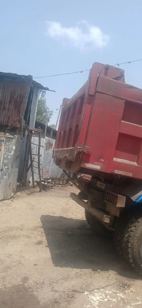 Red Dump Truck 2016 – photo 5